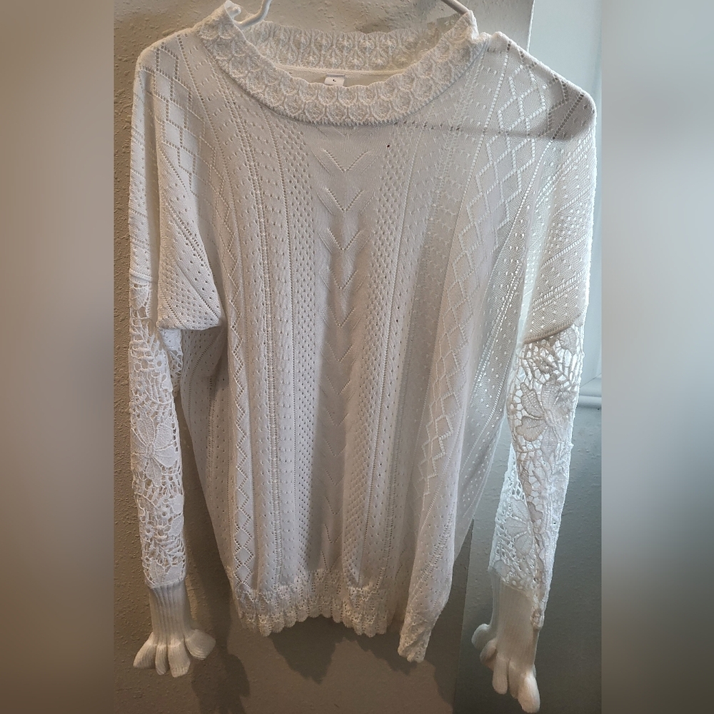 White Sweater W/ Lace Arms XL